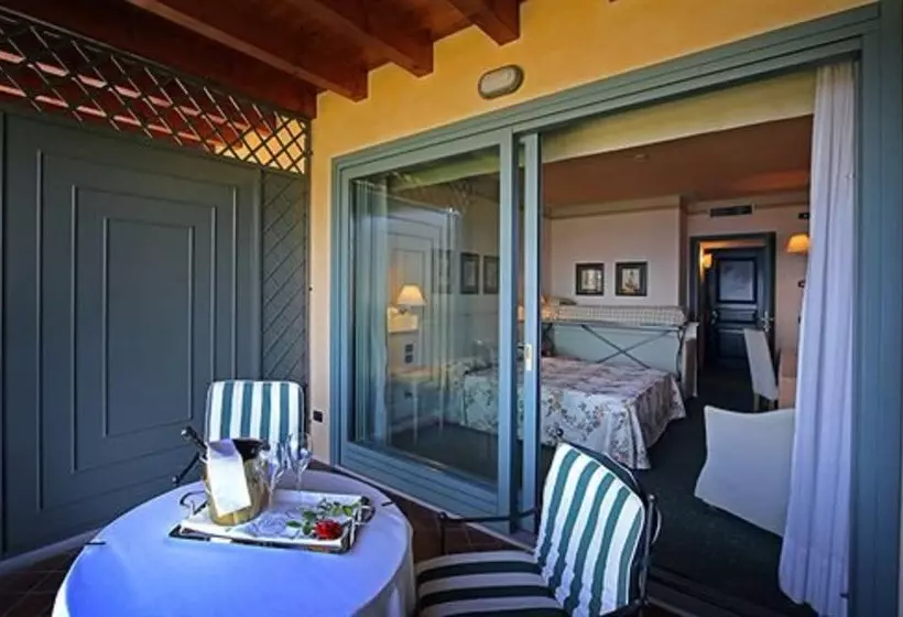 レイクビュースタンダードルーム, Romantik Hotel Relais Mirabella Iseo