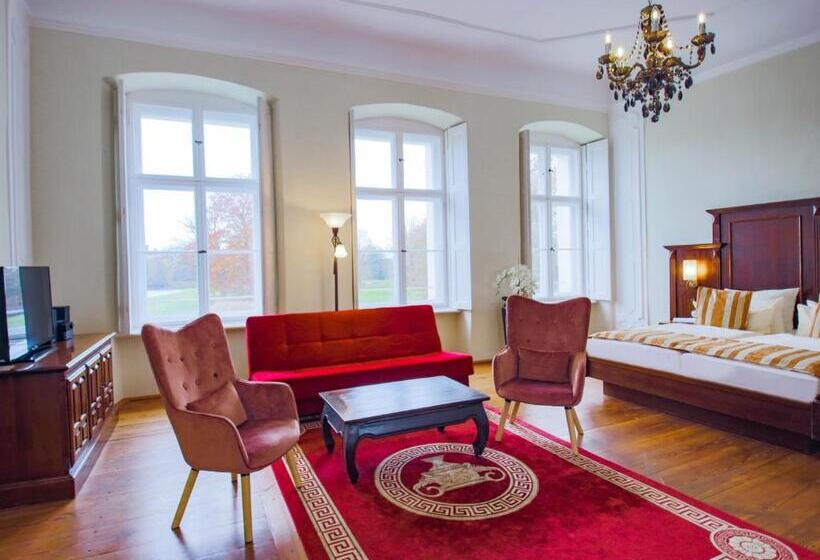 جناح جونيور, Schlosshotel Fürstlich Drehna
