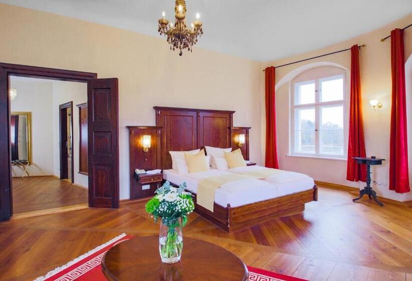 جناح, Schlosshotel Fürstlich Drehna