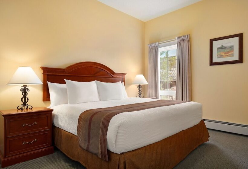 جناح, Stanton Suites Hotel Yellowknife