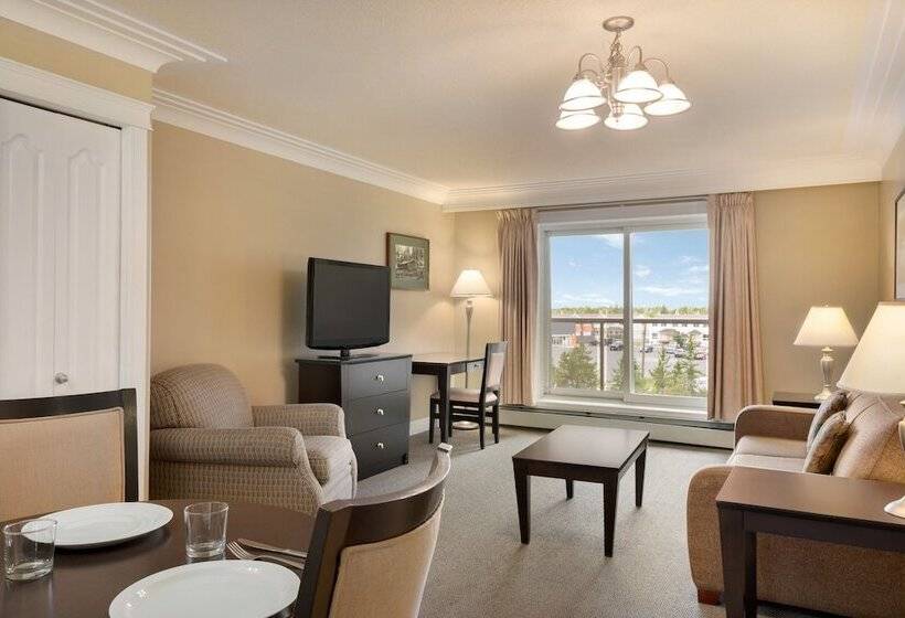 جناح, Stanton Suites Hotel Yellowknife