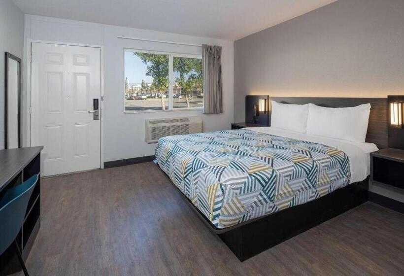 חדר סטנדרט מותאם לאדם עם מוגבלויות, Motel 6fontana, Ca