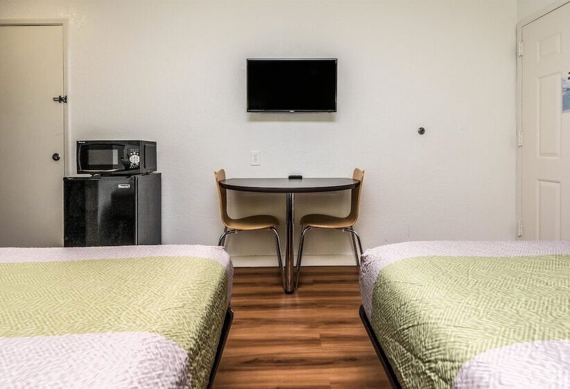 חדר סטנדרט שתי מיטות זוגיות, Motel 6 Fort Worth, Tx North