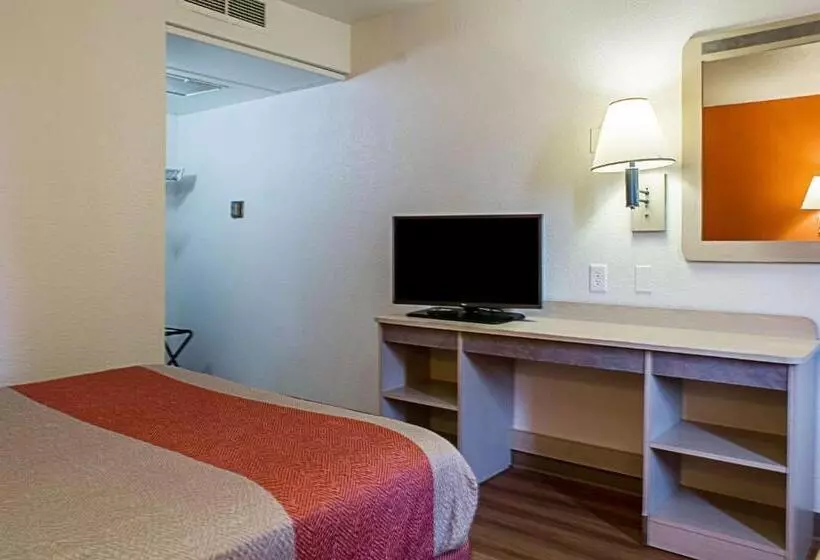 スタンダードルーム, Motel 6kalispell, Mt