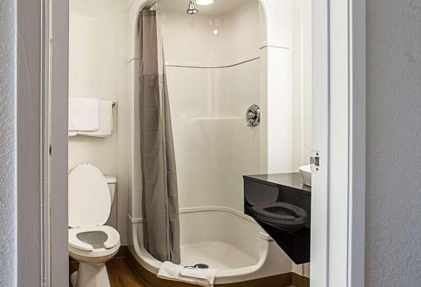 غرفة قياسية, Motel 6kalispell, Mt