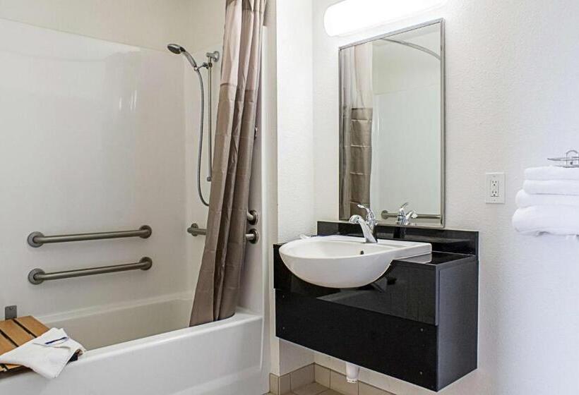 غرفة قياسية لذوى الاحتياجات الخاصة, Motel 6kalispell, Mt