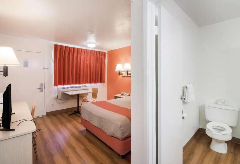 غرفة قياسية لذوى الاحتياجات الخاصة, Motel 6moses Lake, Wa