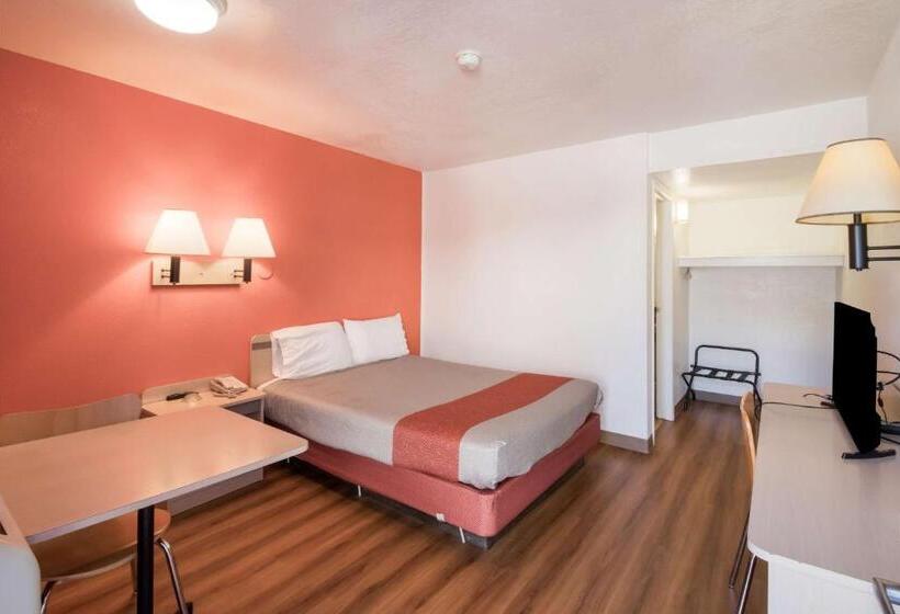 غرفة قياسية لذوى الاحتياجات الخاصة, Motel 6moses Lake, Wa