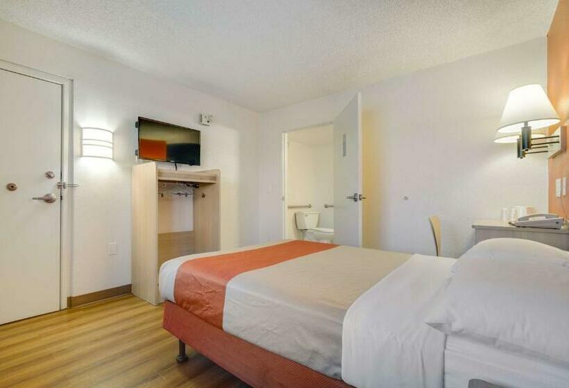 Номер Стандарт Адаптированный для Инвалидов, Motel 6tempe, Az  Broadway  Asu