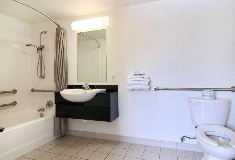 חדר סטנדרט מותאם לאדם עם מוגבלויות, Motel 6abilene, Tx