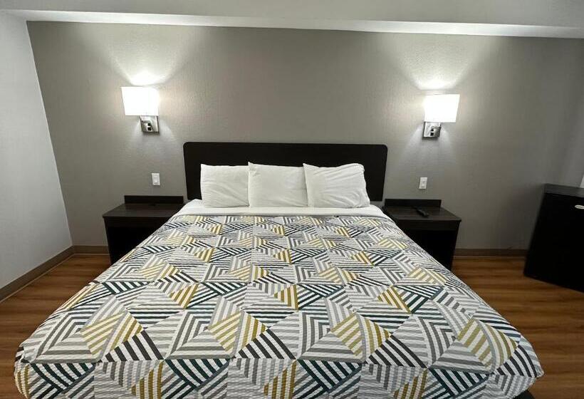 キングサイズベッドのスタンダードルーム, Motel 6greensboro, Nc Airport