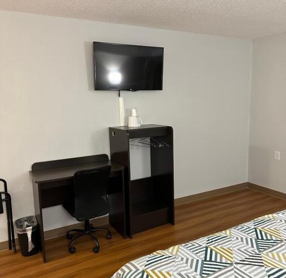 身障者適用キングサイズベッドルーム, Motel 6greensboro, Nc Airport