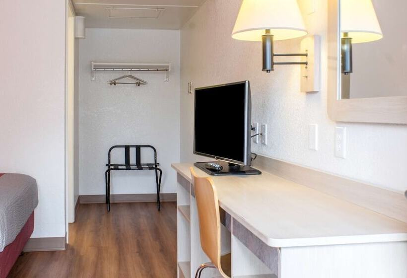 غرفه قياسيه سريرين مزدوجين, Motel 6kalispell, Mt