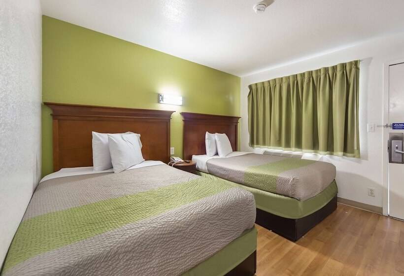 غرفه قياسيه سريرين مزدوجين, Motel 6meridian, Ms