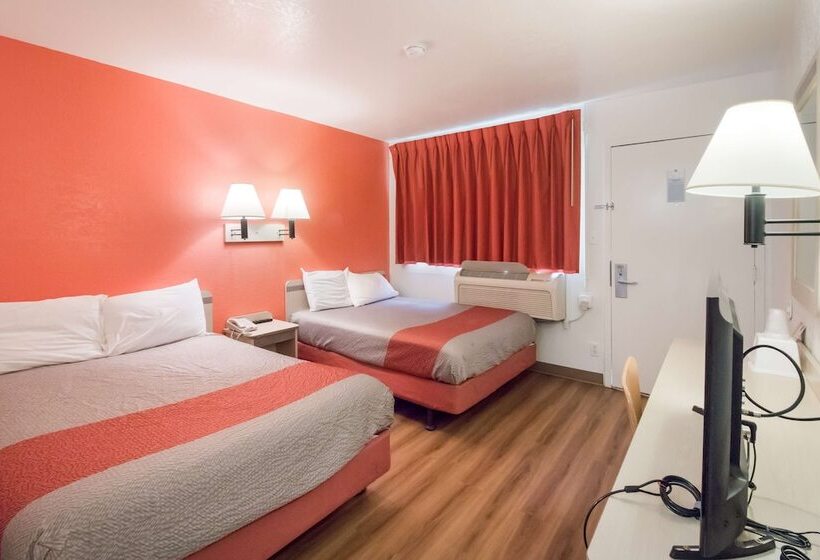 Номер Стандарт 2 Двуспальные Кровати, Motel 6moses Lake, Wa