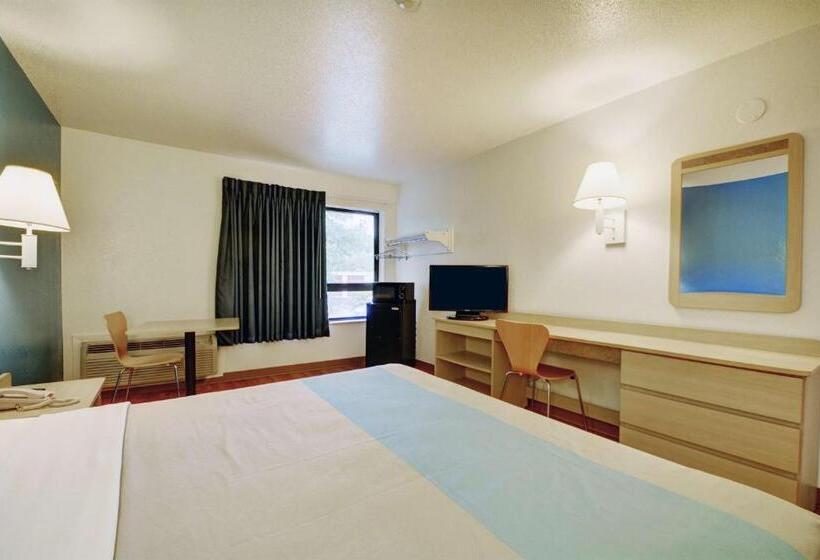 スタンダードルーム, Motel 6newport, Ri