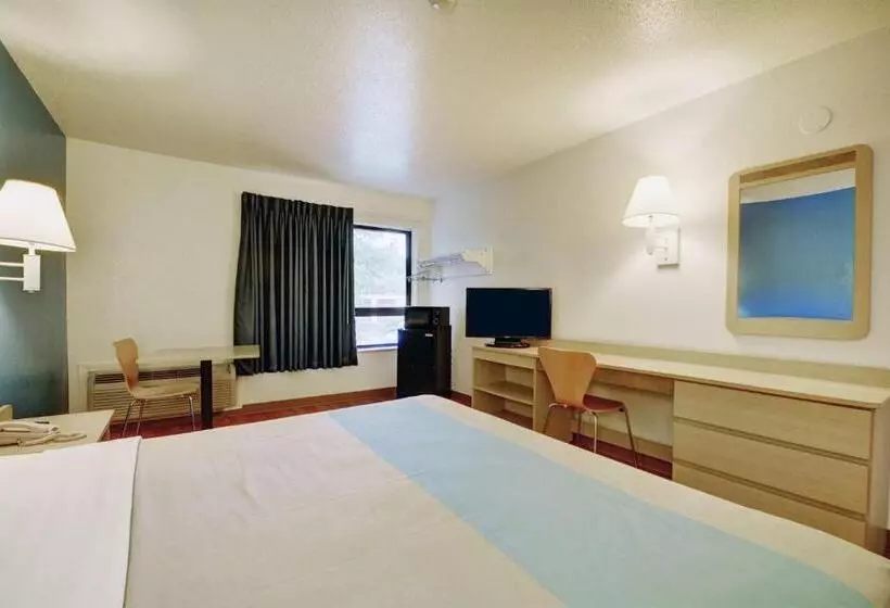 スタンダードルーム, Motel 6newport, Ri