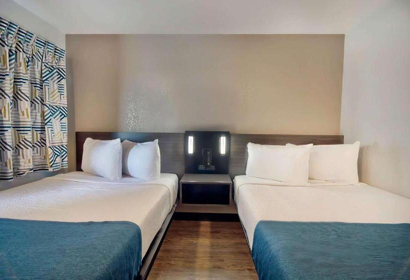 חדר דלוקס לארבעה, Motel 6palmdale, Ca