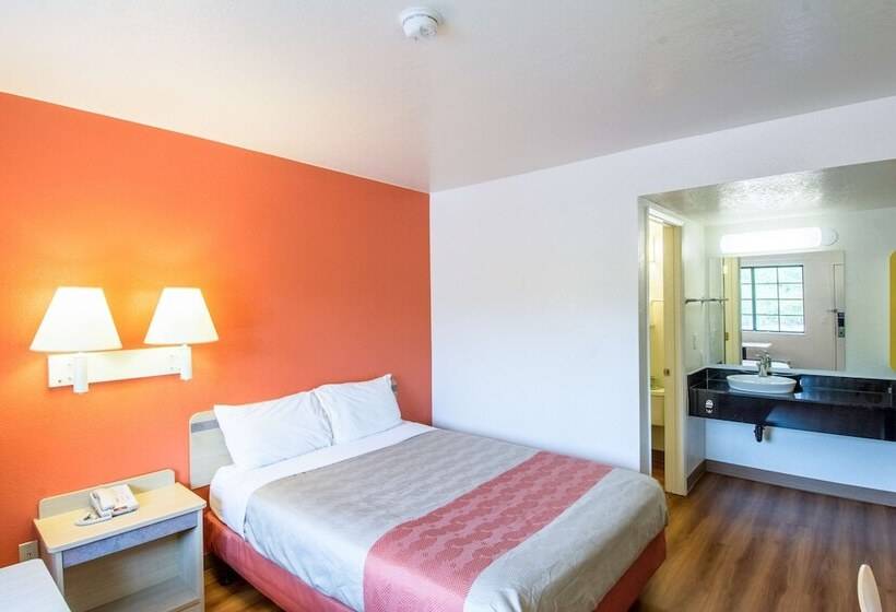 디럭스 룸, Motel 6 Redding, Ca  North