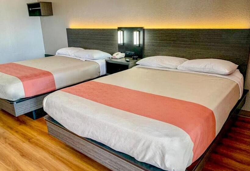 חדר קלאסי לארבעה, Motel 6 San Angelo, Tx