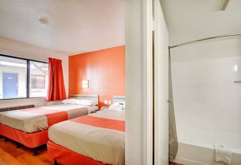 デラックスルーム, Motel 6southington, Ct  Hartford