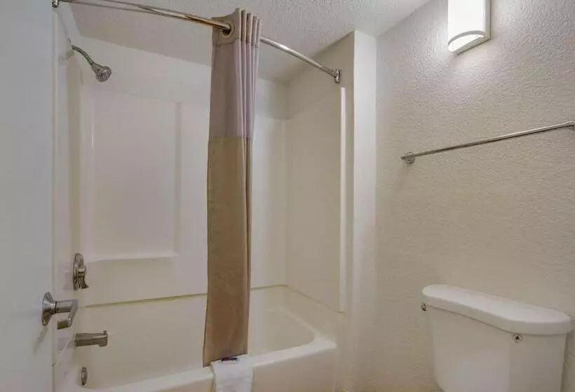 エコノミー4人部屋, Motel 6tempe, Az Broadway Asu