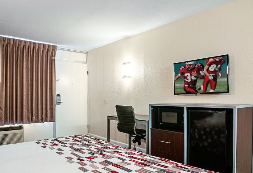 Номер Deluxe, Red Roof Inn Slidell