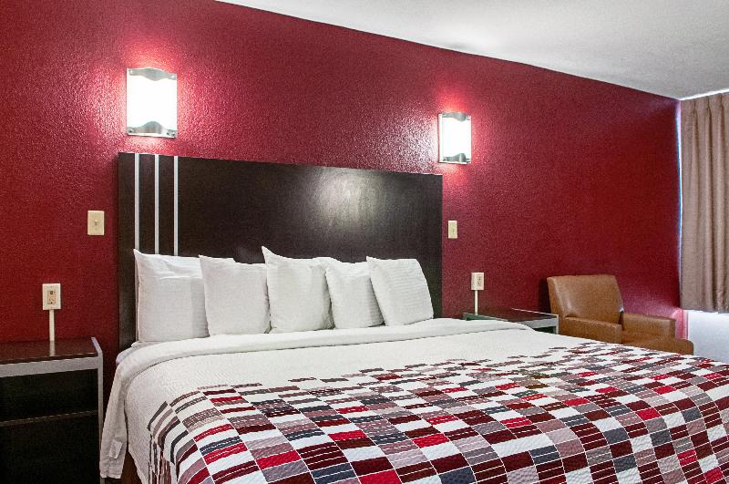 带大床的豪华间, Red Roof Inn Slidell
