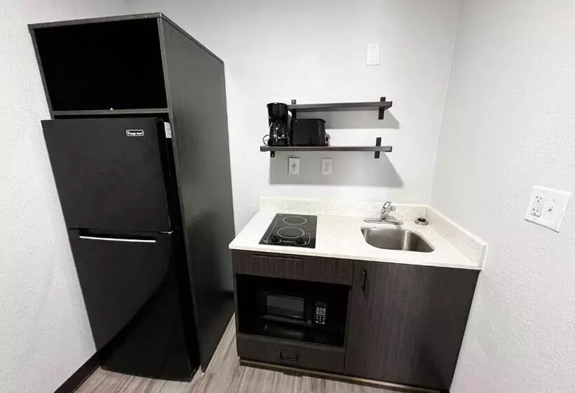 デラックスの４人部屋, Studio 6 Lafayette, La I 10 & I 49 N
