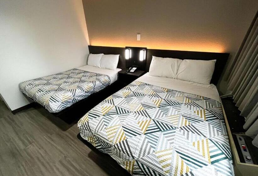 デラックスの4人部屋, Studio 6 Lafayette, La I 10 & I 49 N