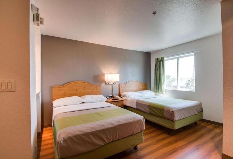 חדר סטנדרט לארבעה, Studio 6brownsville, Tx