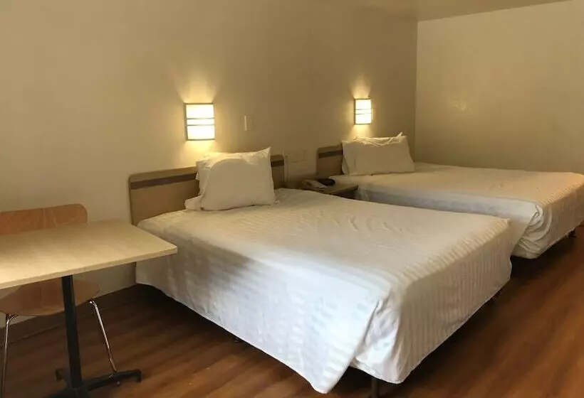 ２ダブルベッドのスタンダードルーム, Travelodge By Wyndham Fayetteville