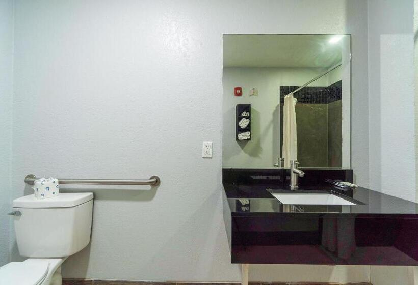 身障者適用スタンダードルーム, Xpress Inn & Extended Stays