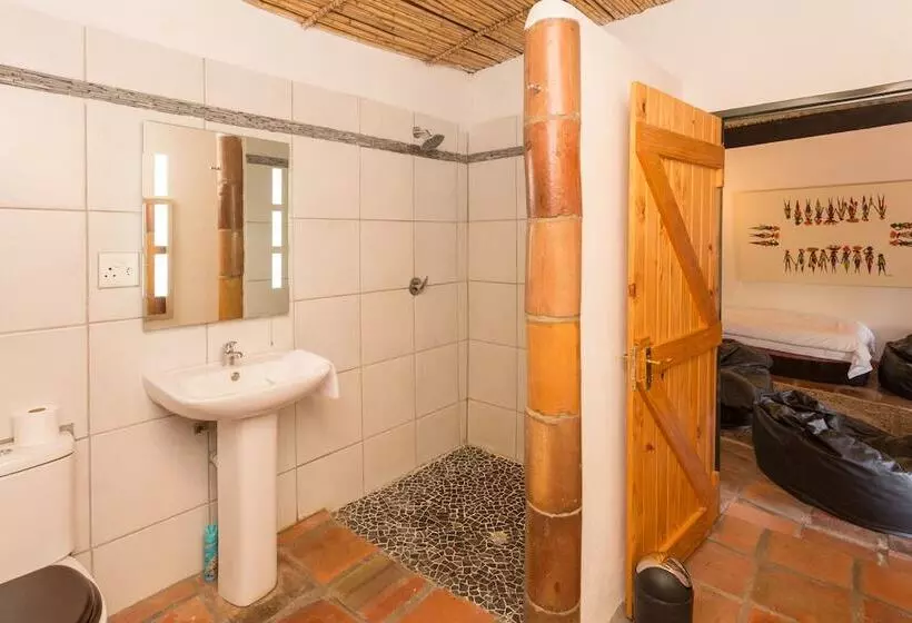 スタンダード４人部屋, Oude Wellington Estate