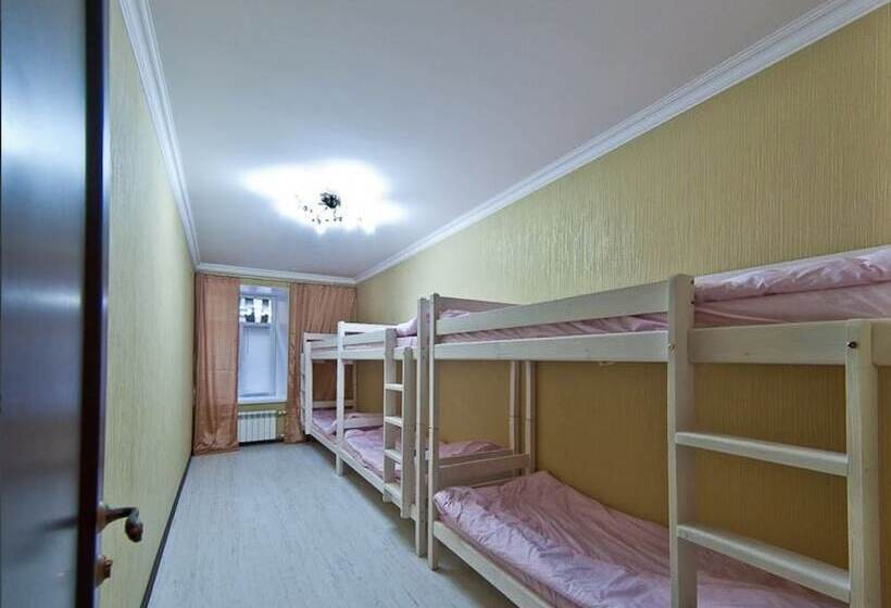 ルームシェアのワンベッド, Piterstay Hostel