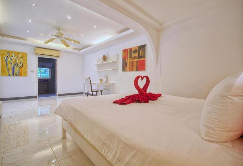 סוויטה, Serenity Lakeside Resort