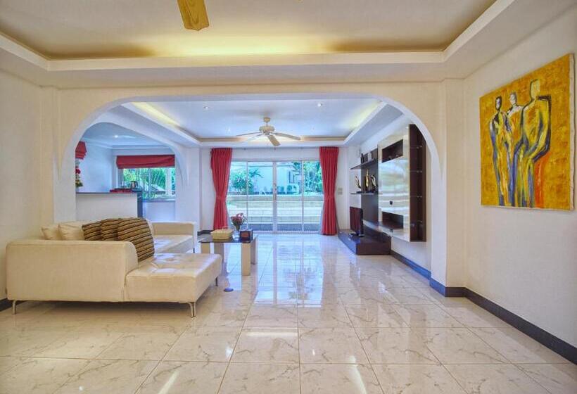 סוויטה, Serenity Lakeside Resort