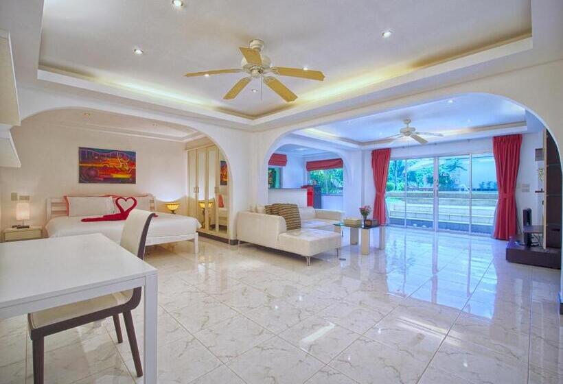 סוויטה, Serenity Lakeside Resort