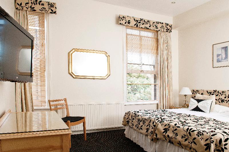 בקתה סטנדרטית, Serenity Lakeside Resort