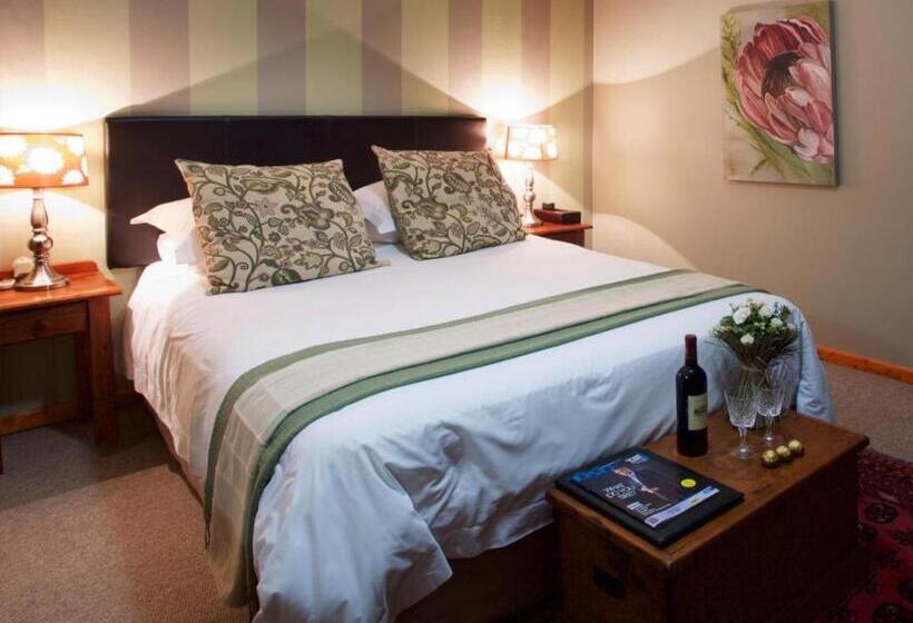 חדר דחוקס עם מיטת קינג, Sea Whisper Guest House