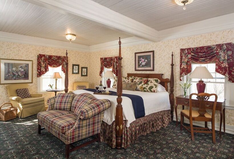 Romantic Room, The Inn At Ormsby Hill