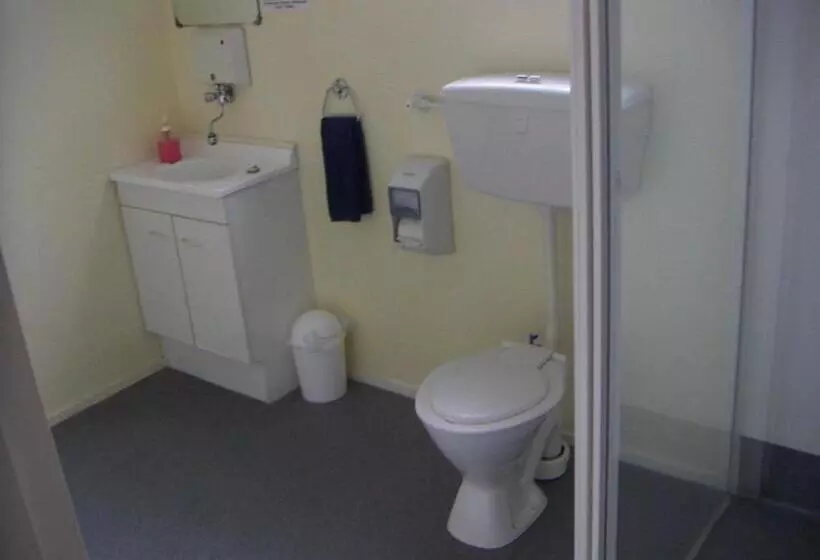 Huoneisto 1 Makuuhuone, Camellia Court Family Motel