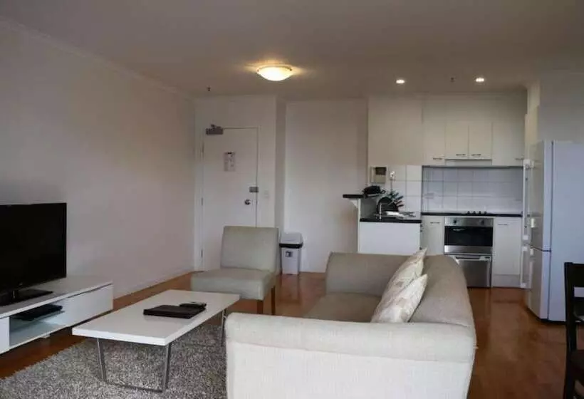 バルコニー付２ベッドルームアパートメント, Frisco Apartments