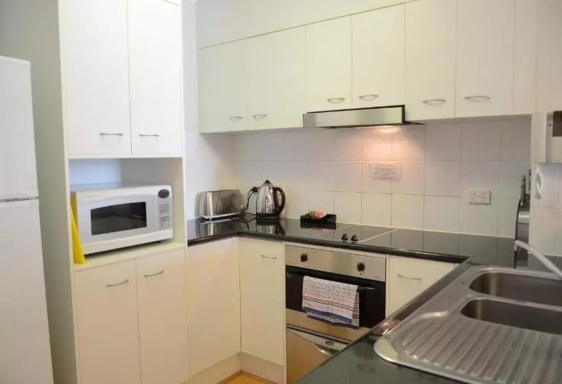 バルコニー付２ベッドルームアパートメント, Frisco Apartments