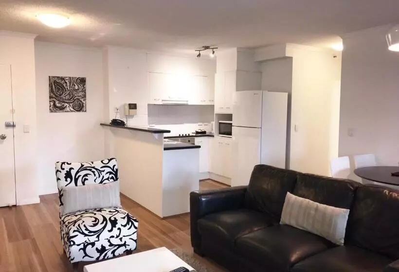 バルコニー付２ベッドルームアパートメント, Frisco Apartments