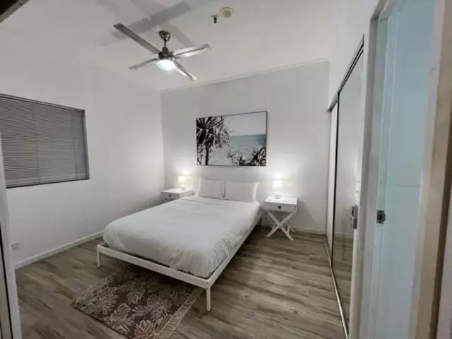 スタンダードシングルルーム, Frisco Apartments
