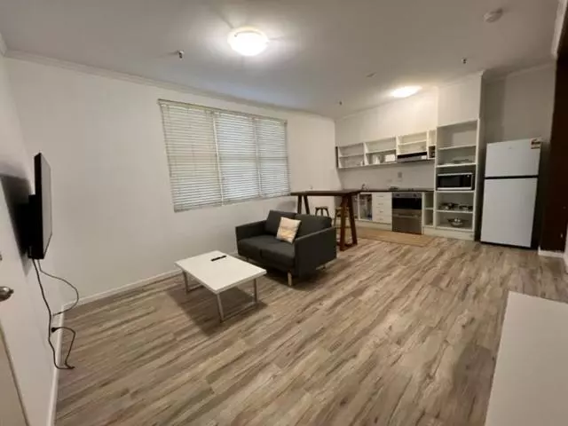 スタンダードシングルルーム, Frisco Apartments