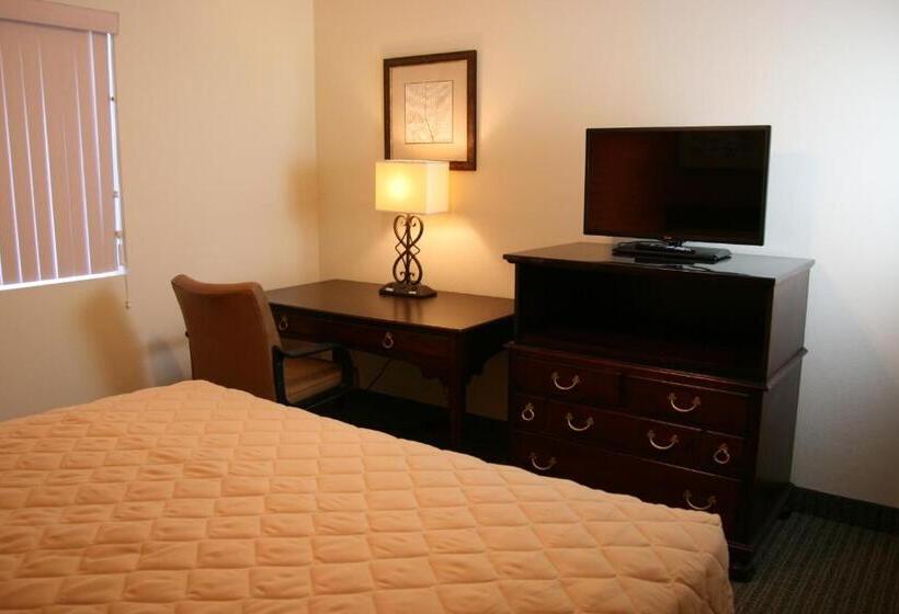 Люкс Кровать Кинг, Affordable Suites Fayetteville/fort Bragg