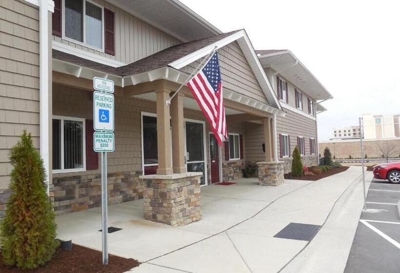 Люкс, Affordable Suites  Fayetteville/fort Bragg