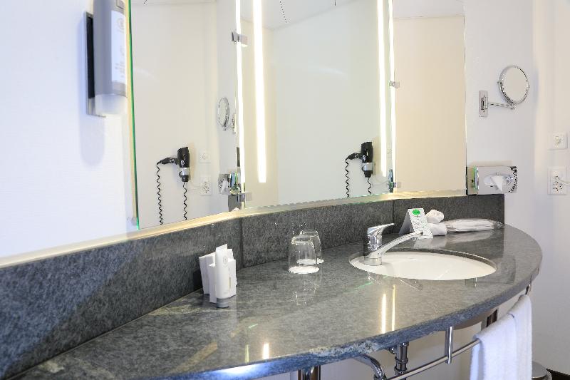 이코노미 룸, Areaone Takamatsu